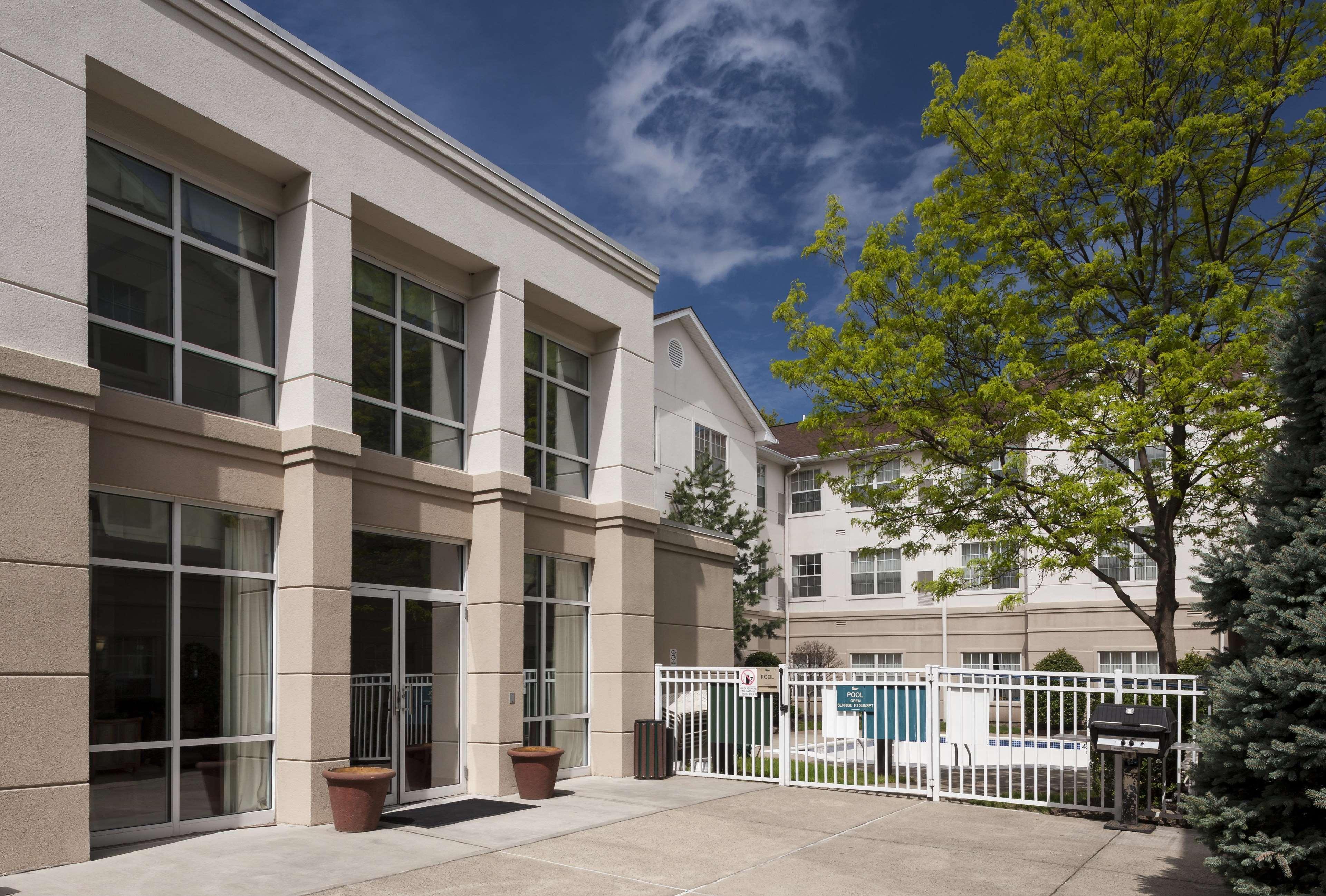 Homewood Suites By Hilton Newark-Cranford Εξωτερικό φωτογραφία